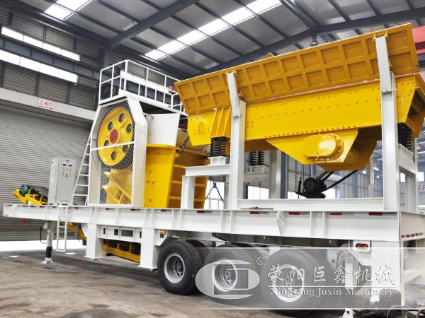 顎式移動破碎站生產現(xiàn)場