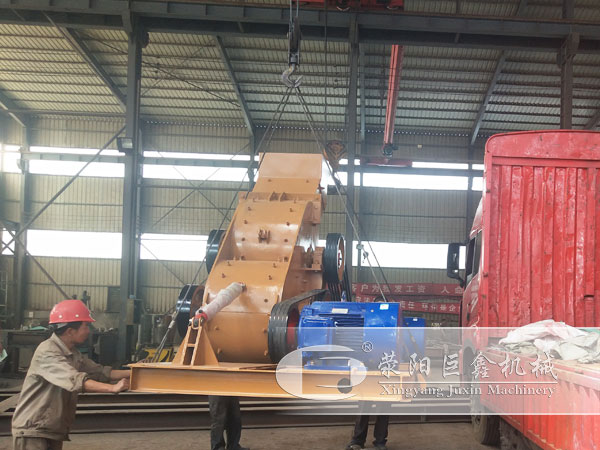 600X800雙轉(zhuǎn)子錘式破碎機發(fā)往漢中